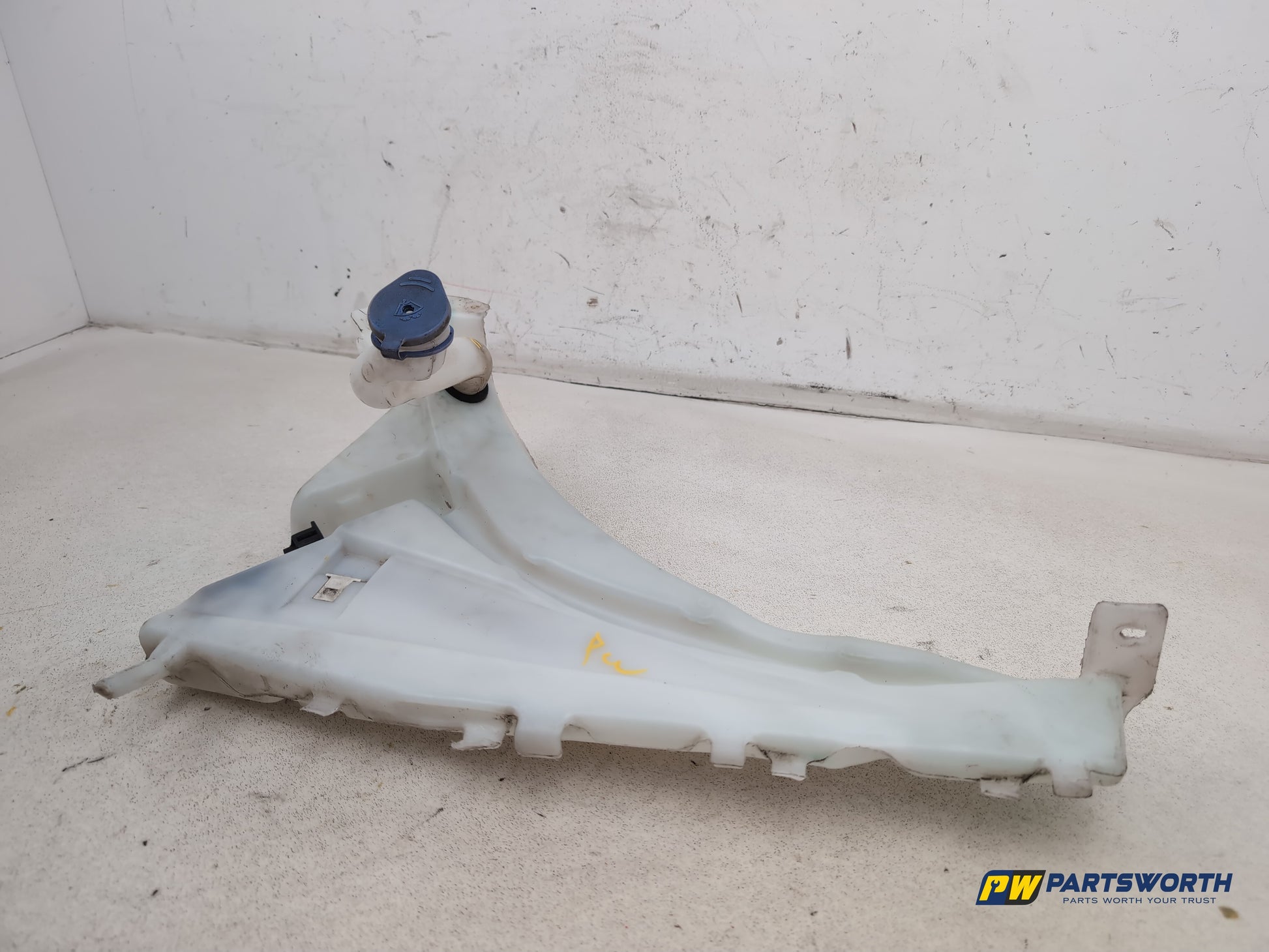 Washer Bottle Windscreen 2