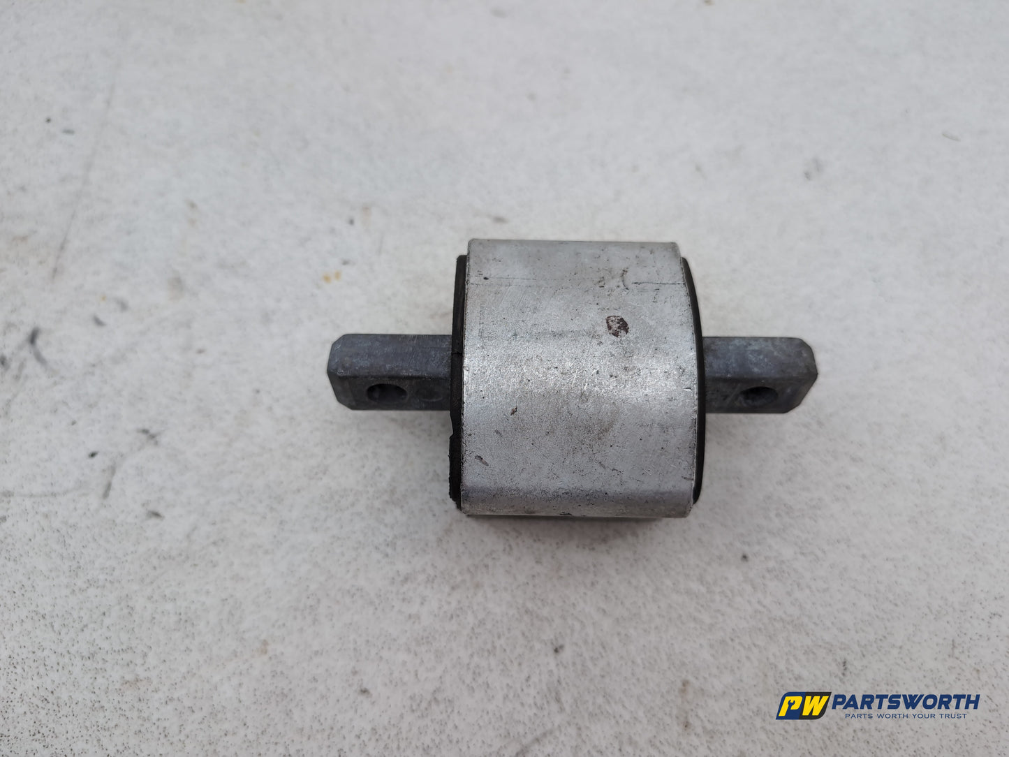Transmission Mounting Bracket 2