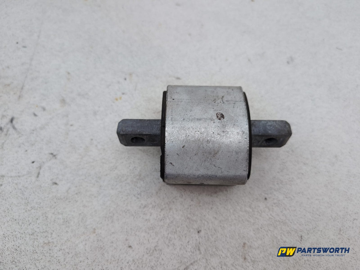 Transmission Mounting Bracket 2