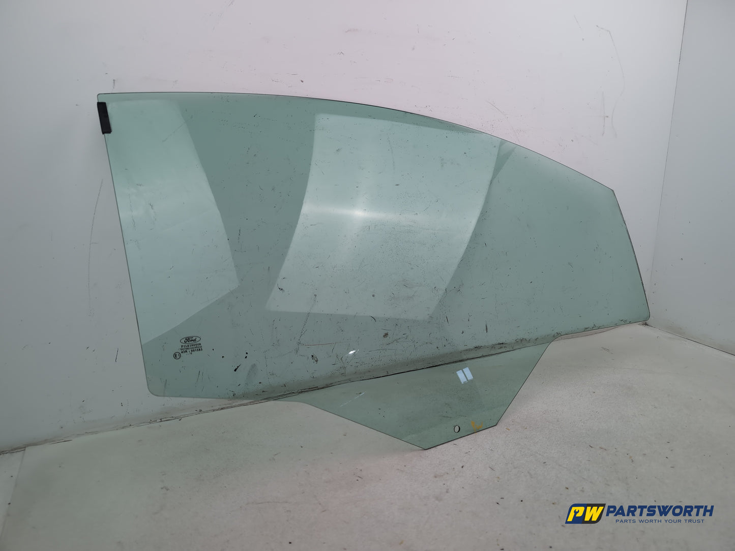 Door Glass Front RH 2
