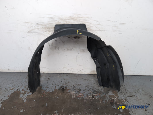 Moulding Wheel Arch Front RH 2