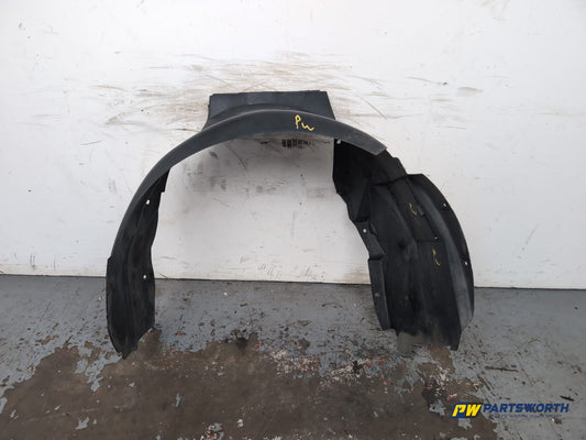 Moulding Wheel Arch Front RH 2
