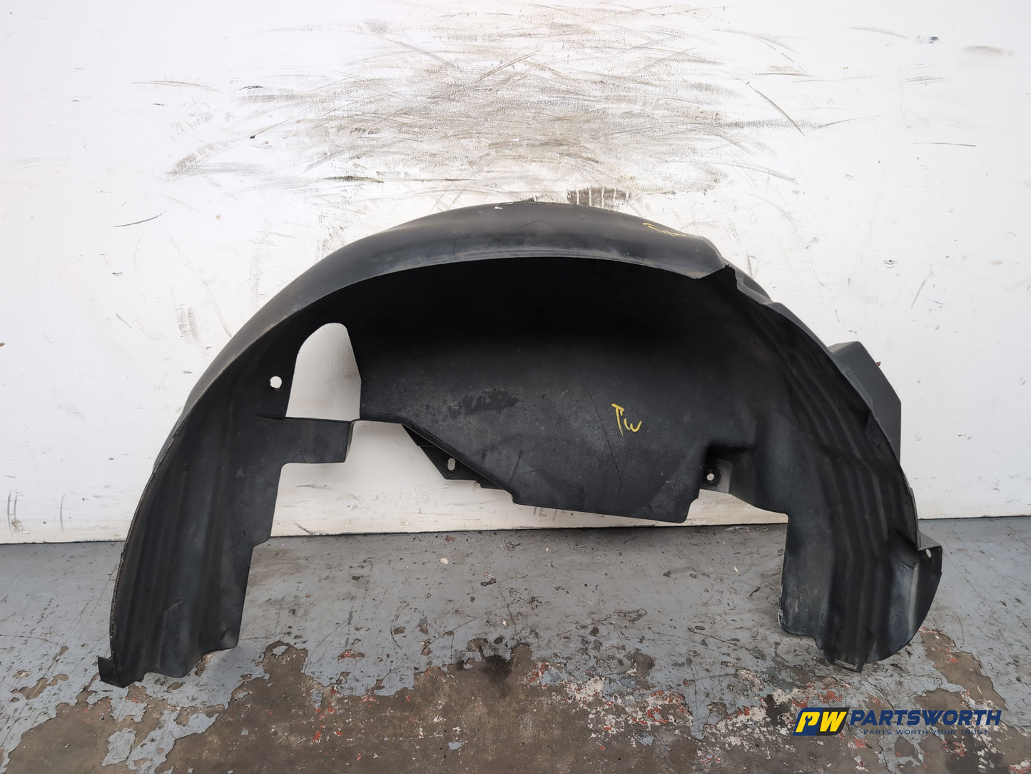 Moulding Wheel Arch Rear LH 2