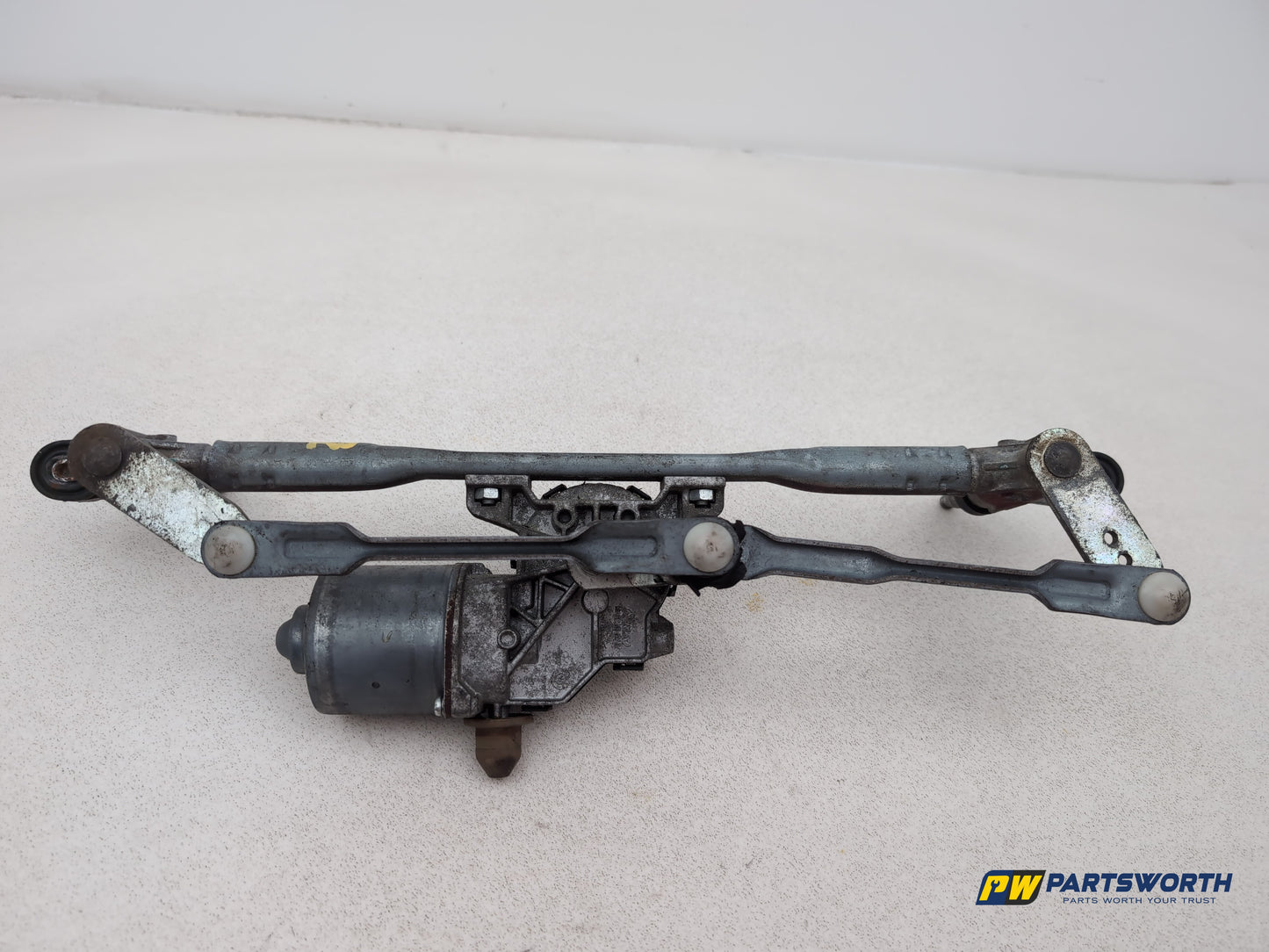 Front Wiper Motor & Mechanism / Linkage 2