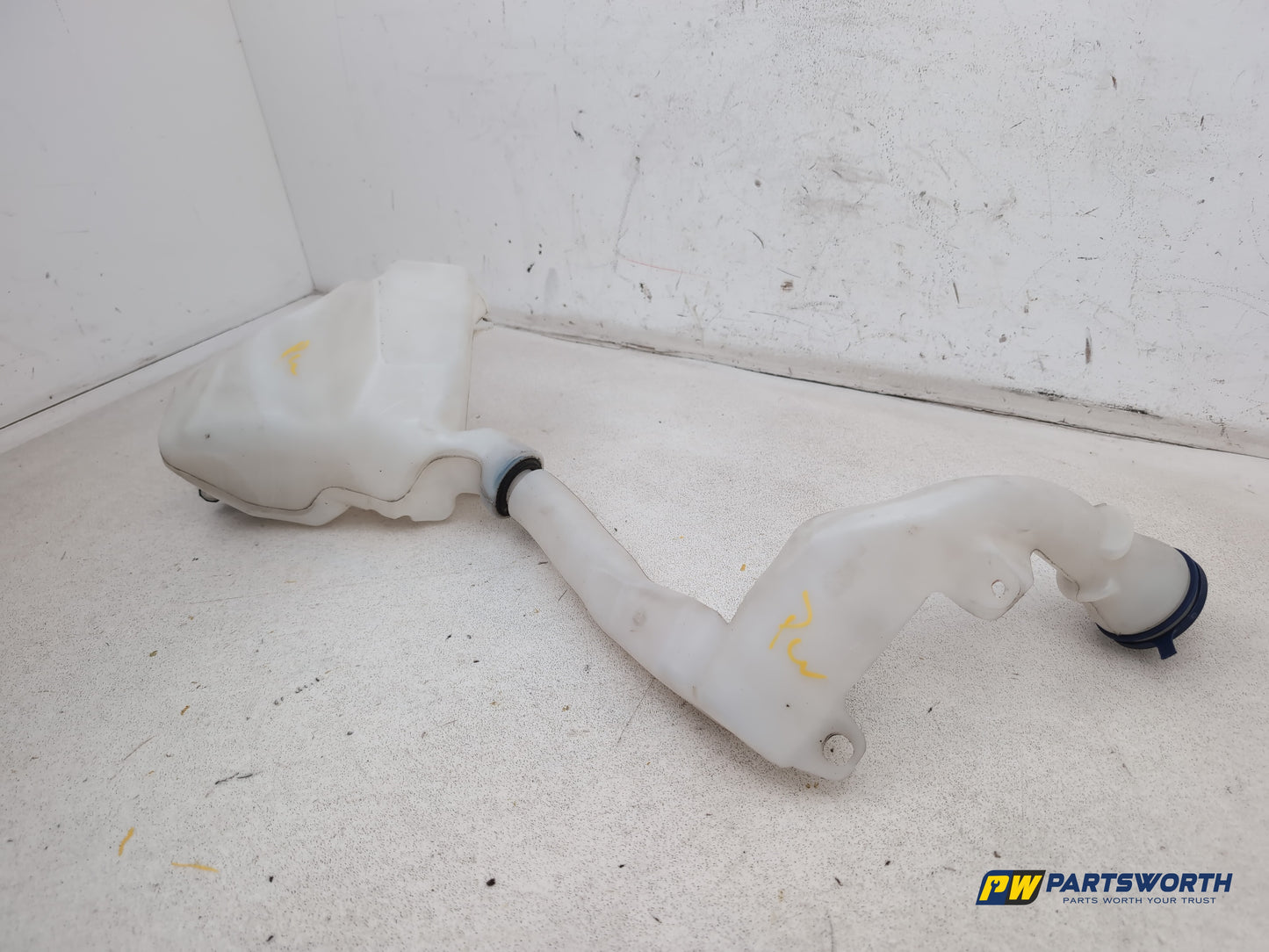 Washer Bottle Windscreen 2