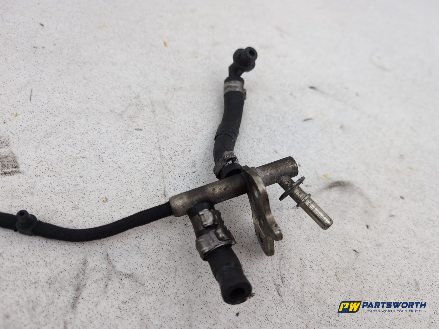 Fuel Rail 2