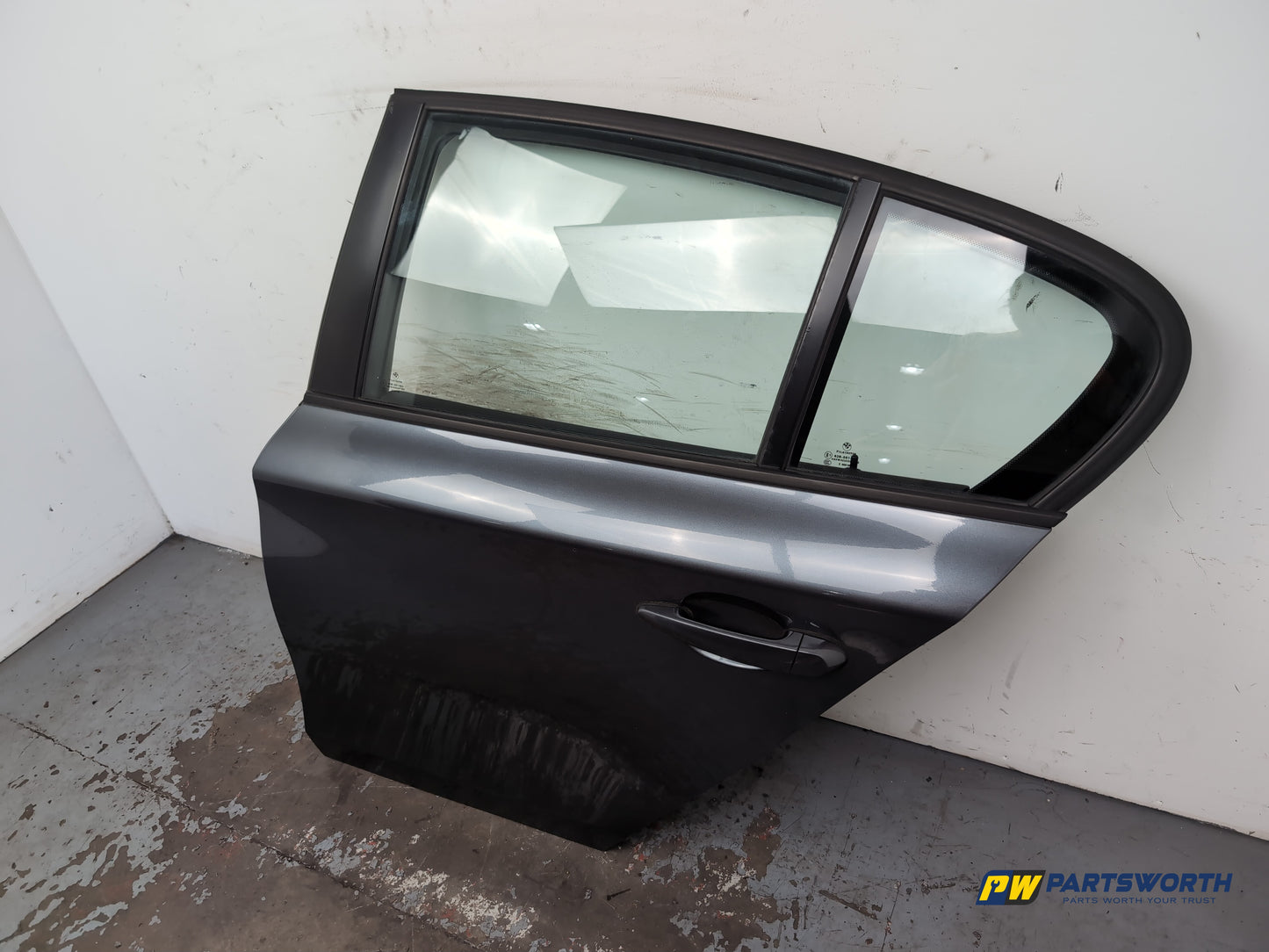Door Rear LH 2