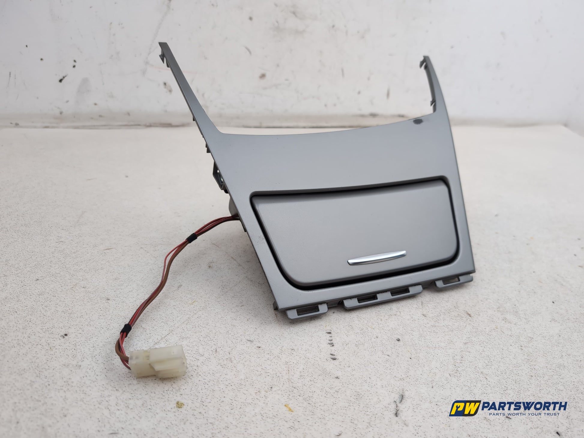 Ashtray Centre Console 2