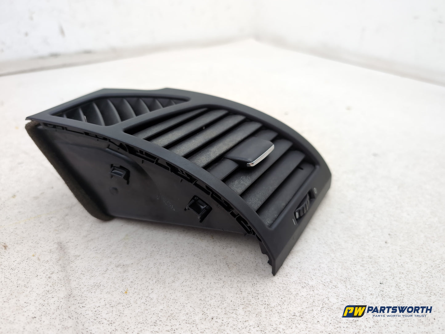 Dashboard Trim With Air Vent  2