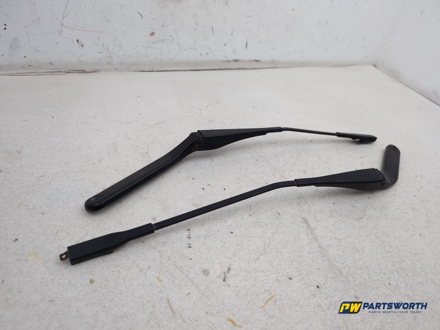 Wiper Front Arm 2