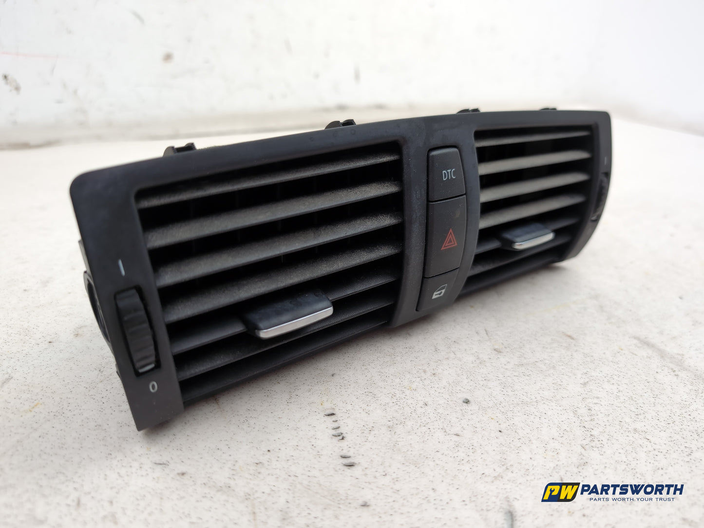 Dashboard Trim With Air Vent  2