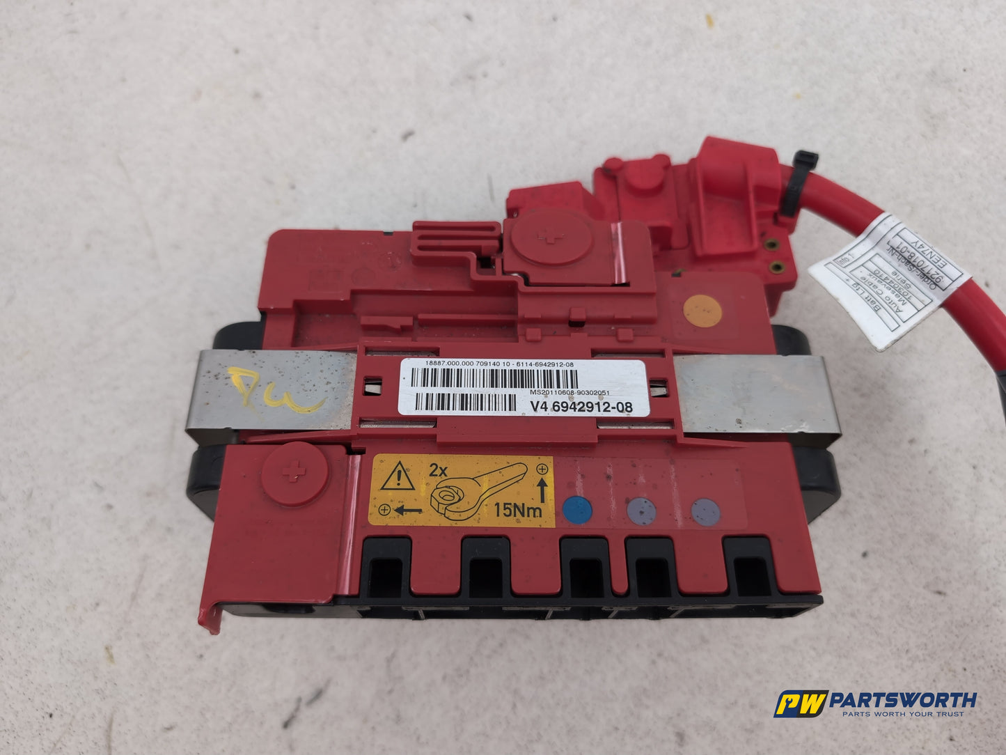 Positive Pole Battery Power Boot Distribution Fuse Box 2