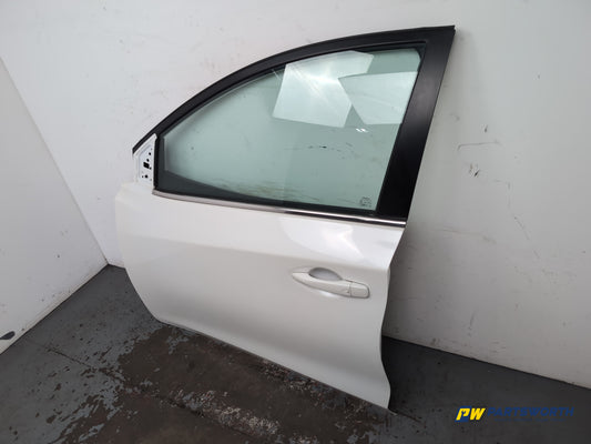 Nissan Pulsar Tekna Dig-T Hatchback Door Front Lh Passenger Side Pearl White Qab - photo 2