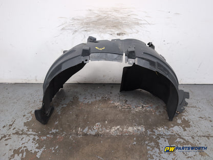 Moulding Wheel Arch Front RH 2