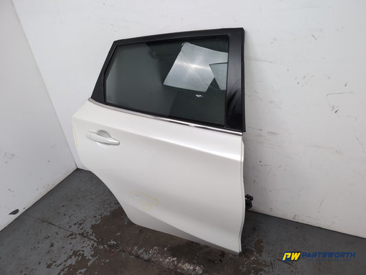 Nissan Pulsar Tekna Dig-T Hatchback Door Rear Rh Driver Side Pearl White Qab - photo 2