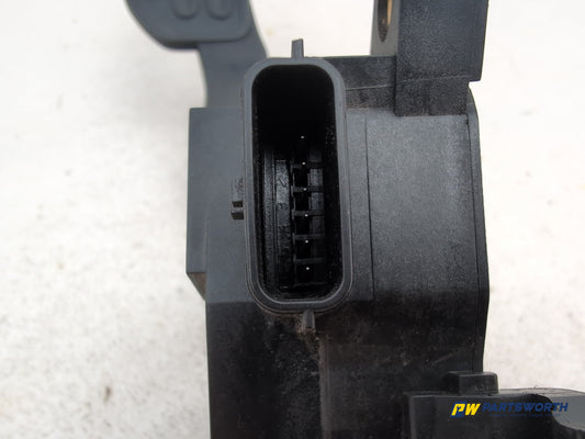 Nissan Pulsar Tekna Dig-T Pedal Accelerator Throttle 2014-2018 - photo 2