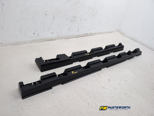 Bmw X1 Xdrive18d M Sport E84 Driver Side Skirting Mounting Bracket 2991494 - photo 2