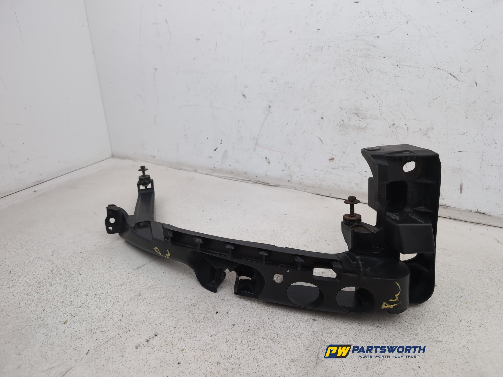 Headlamp Panel Support Bracket RH 2