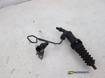 Clutch Slave Cylinder and Pipe  2