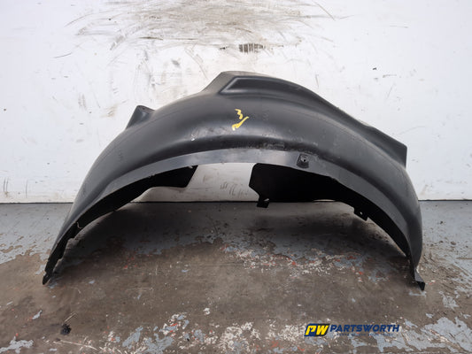Moulding Wheel Arch Front RH 2