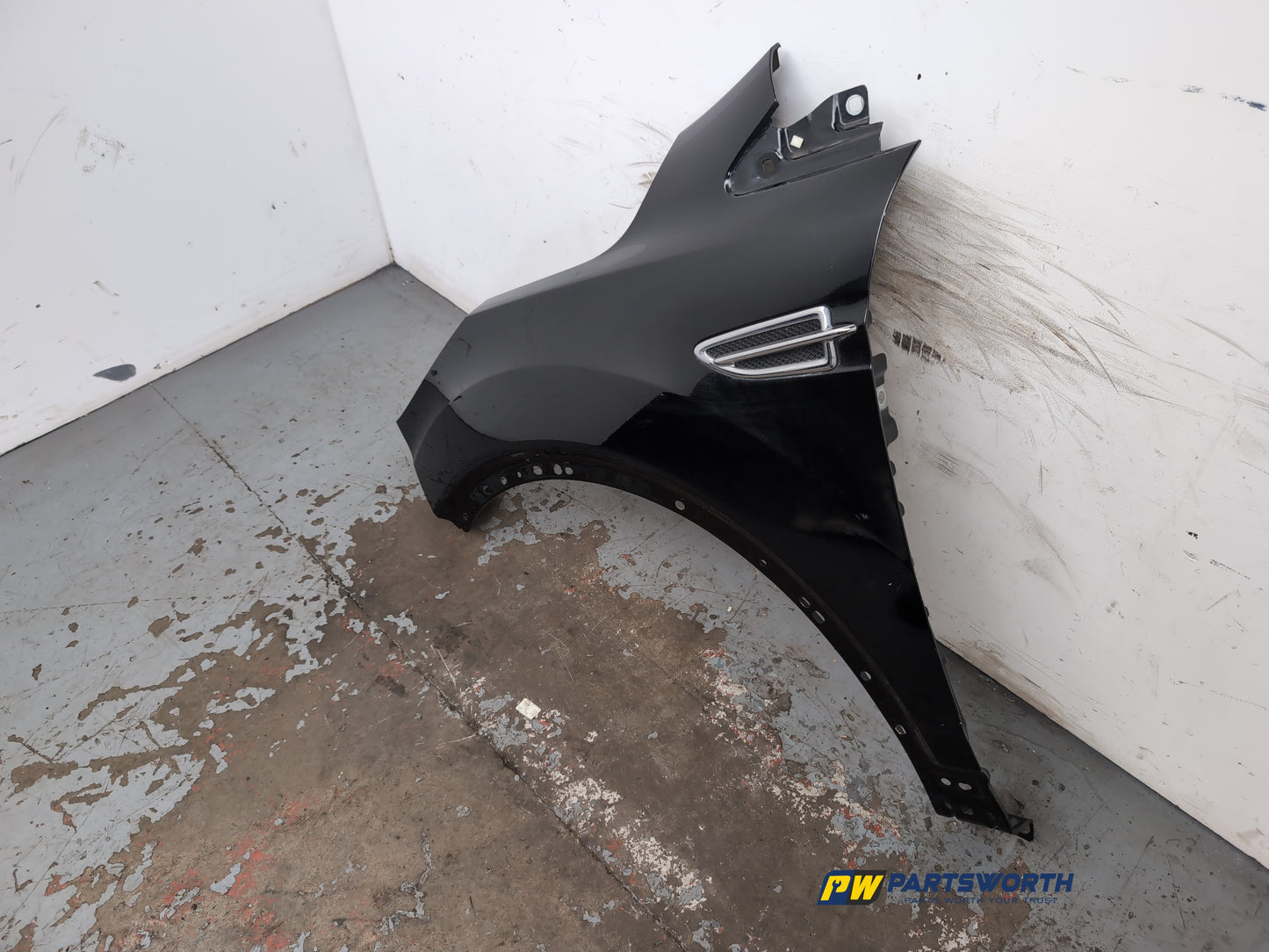 Wing Front LH 2