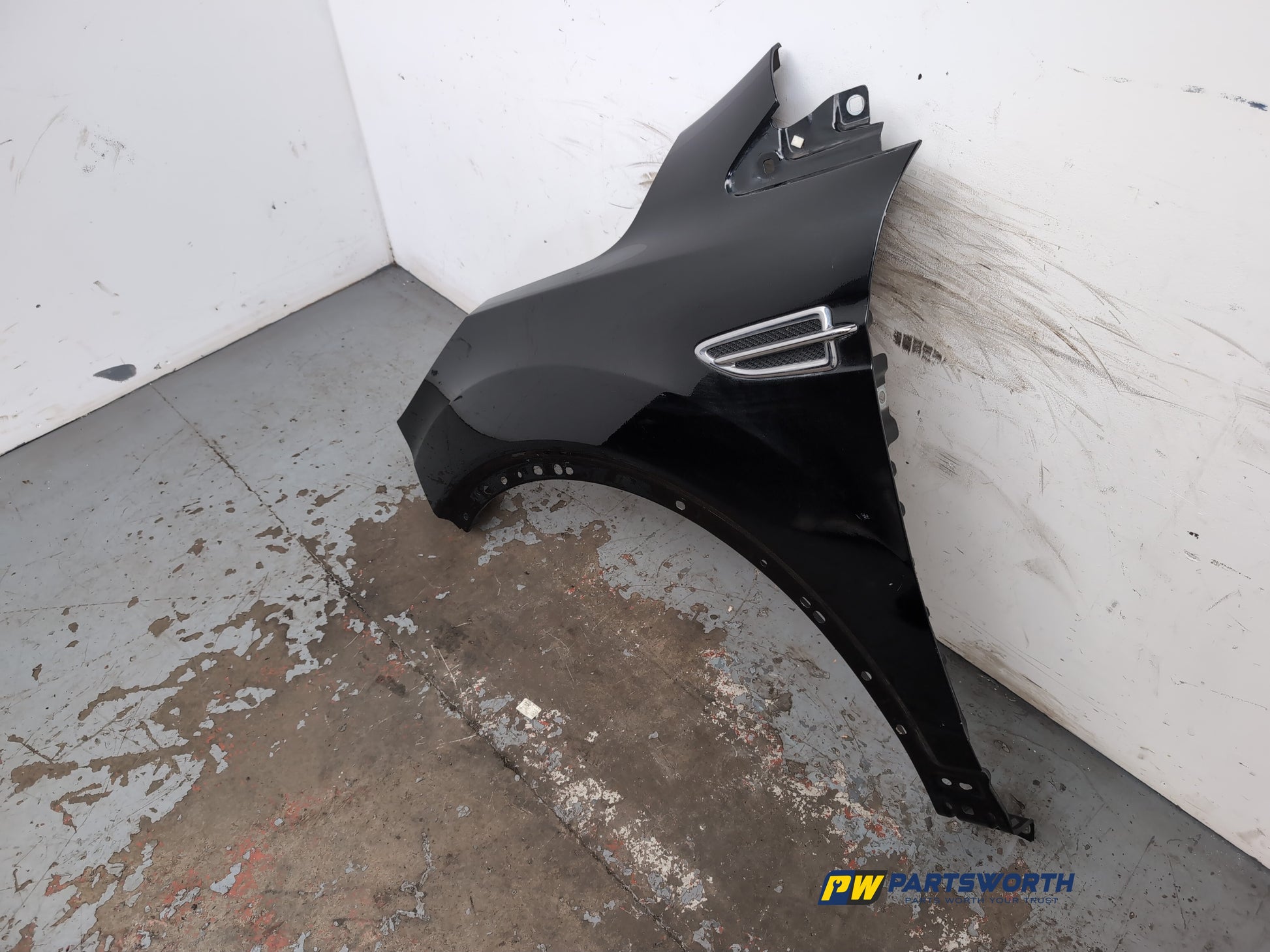 Wing Front LH 2