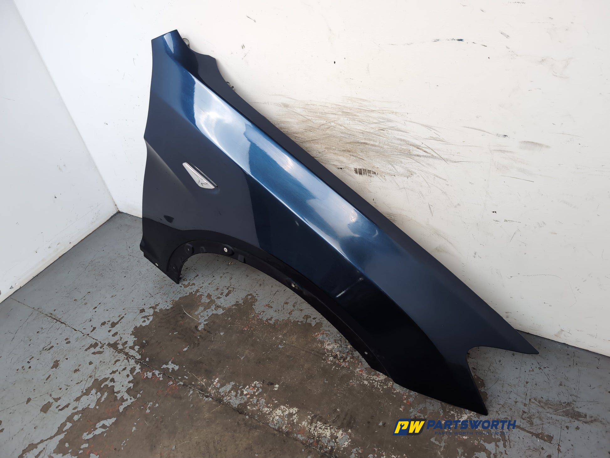 Wing Front RH 2