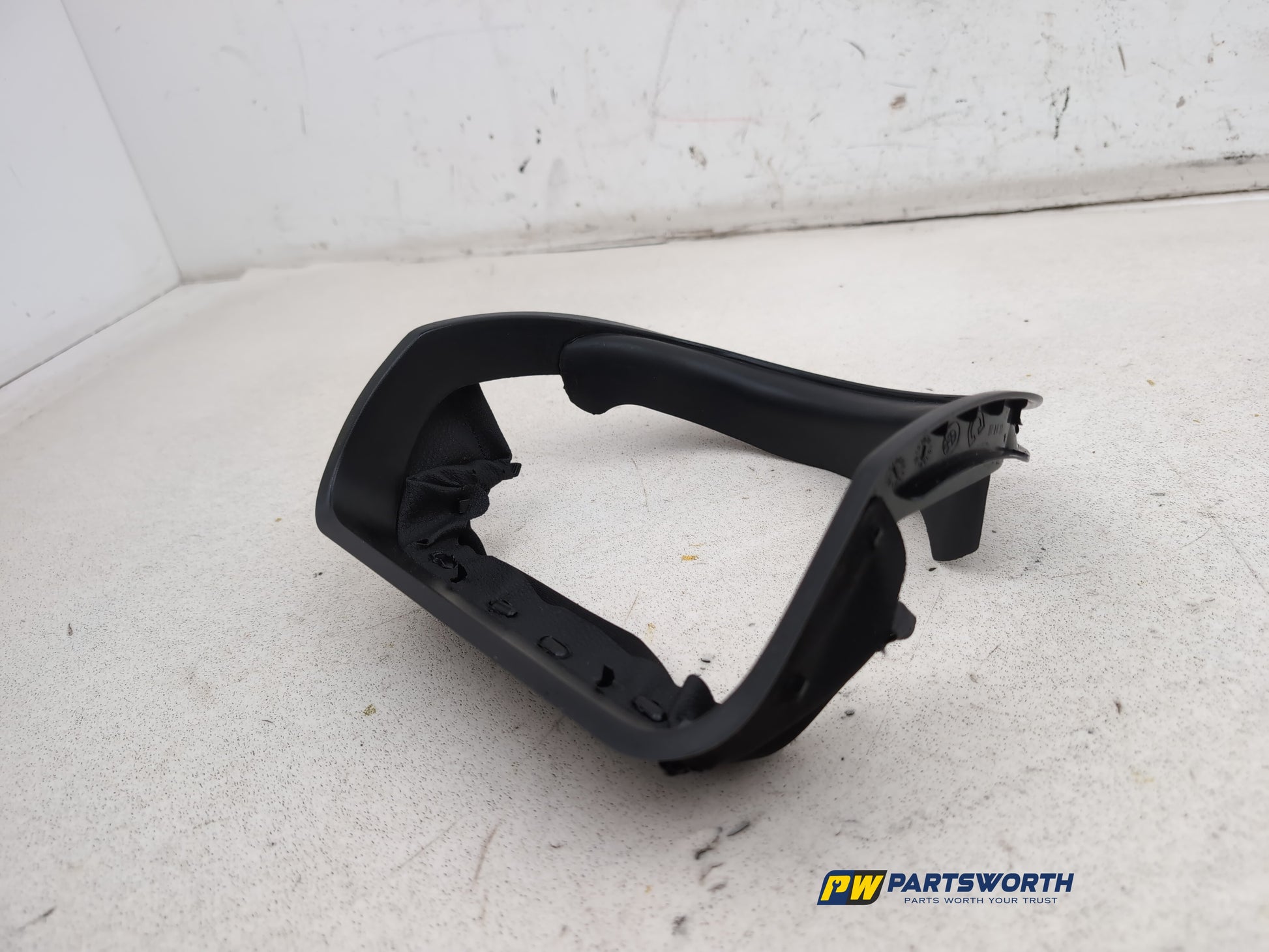 Steering Column Shroud Upper and Lower 2