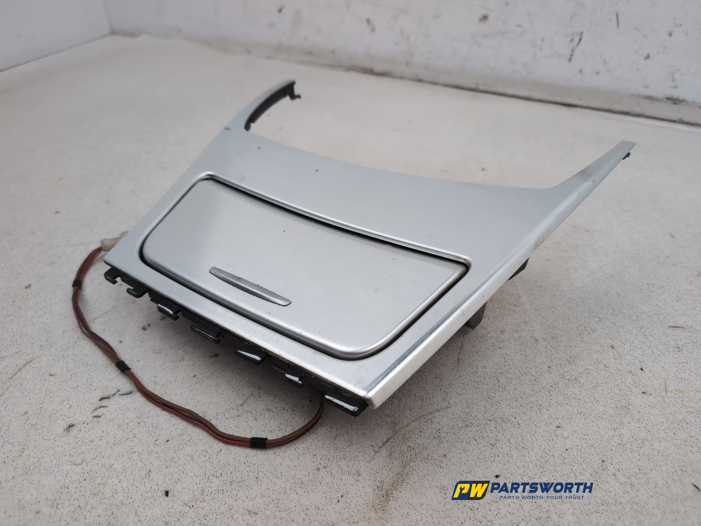 Ashtray Centre Console 2