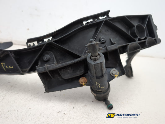 Headlamp Panel Support Bracket RH 2