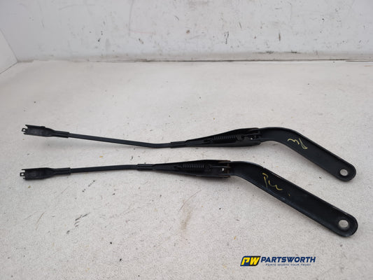 Wiper Front Arm 2