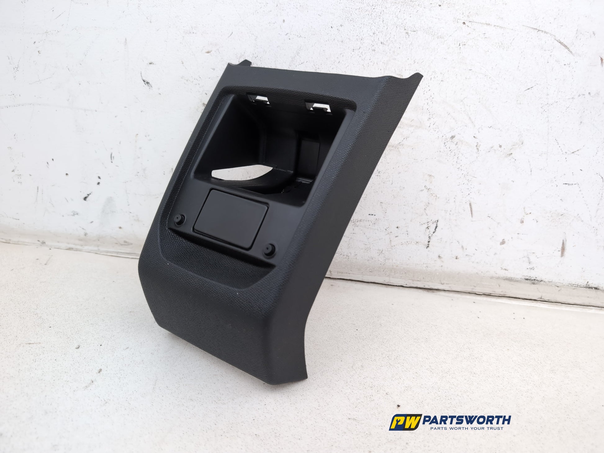 Centre Console Trim  2