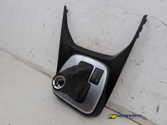 Centre Console Trim  2
