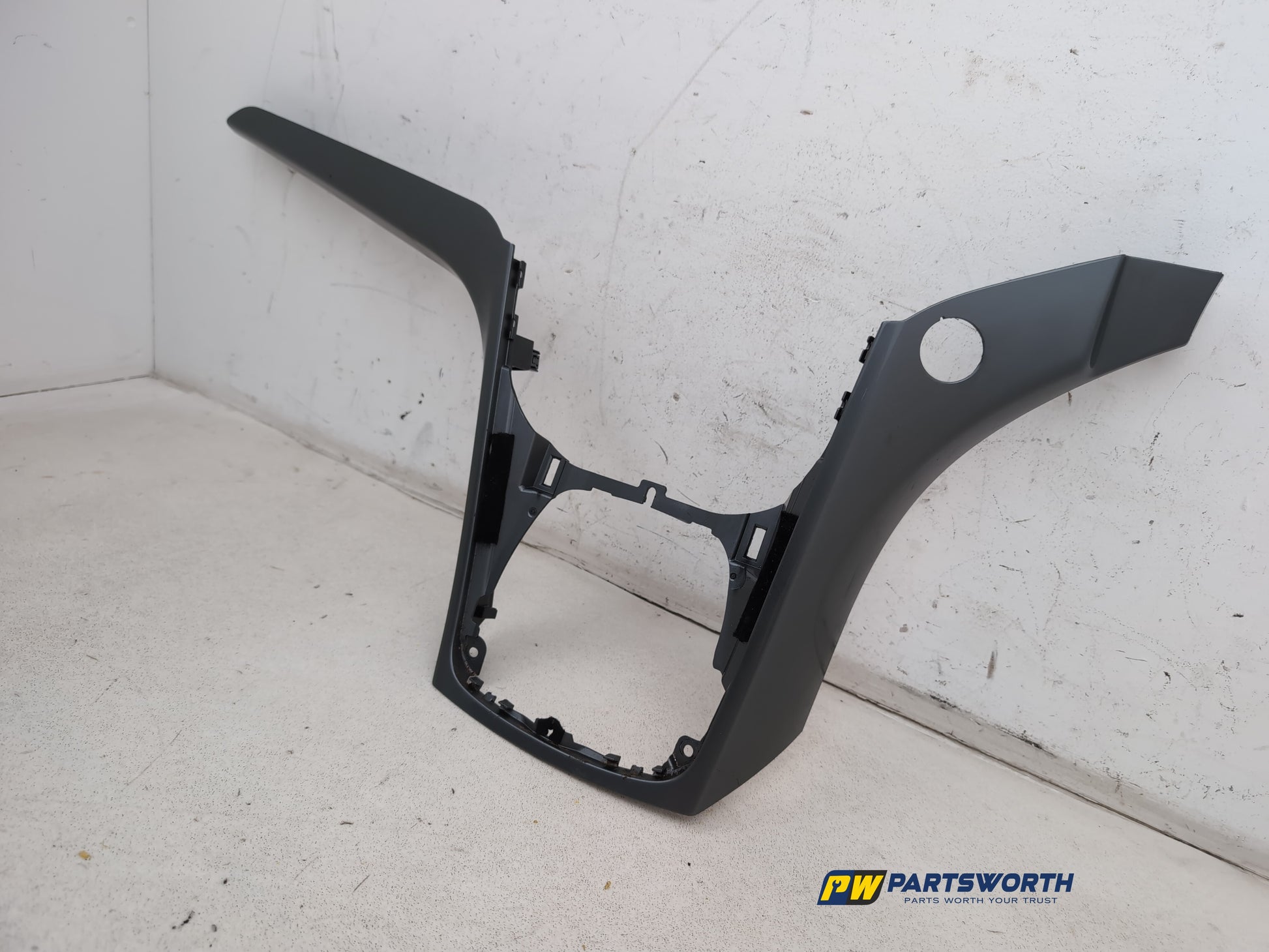 Centre Console Trim  2