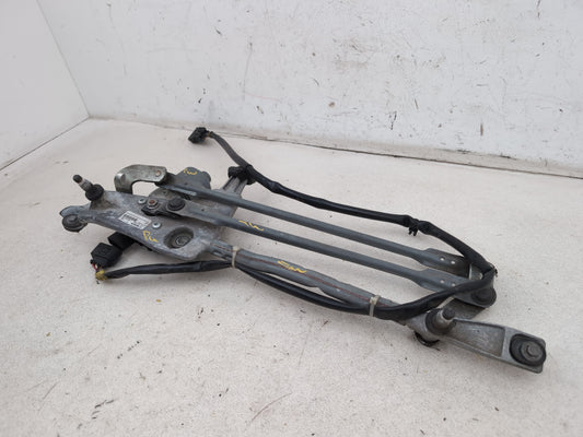 Front Wiper Motor & Mechanism / Linkage 2
