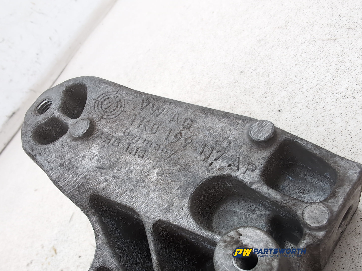 Transmission Mounting Bracket 2