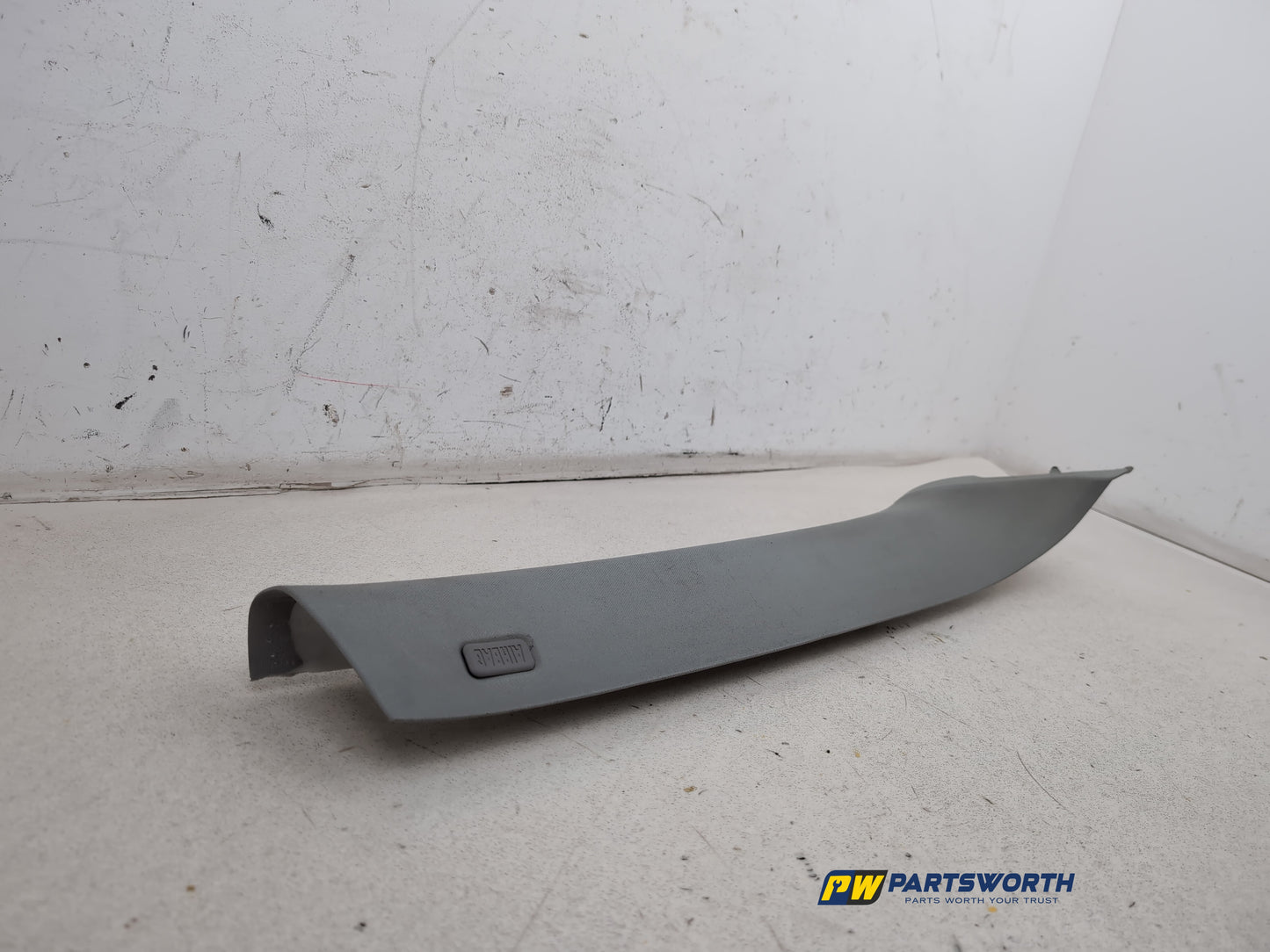 RH A Pillar Trim  2