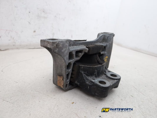 Engine Mounting Bracket 2