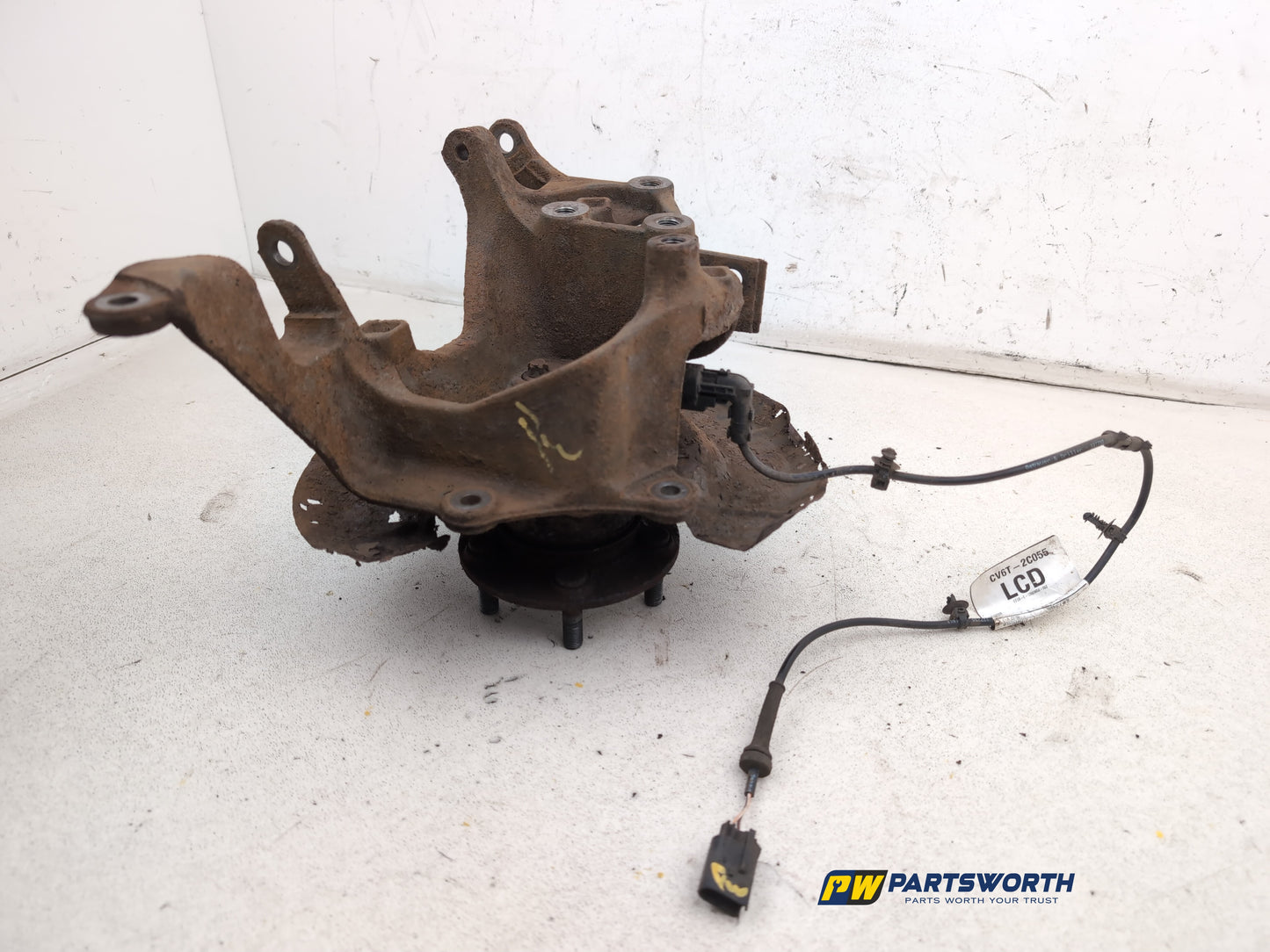Wheel Hub Rear RH 2