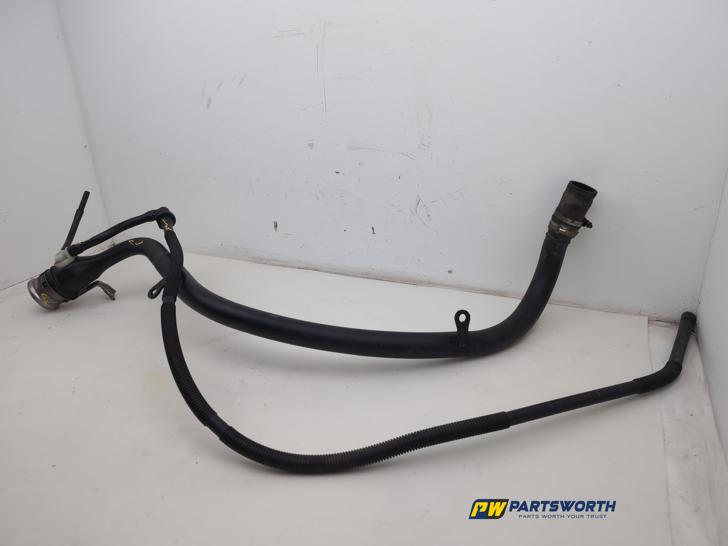 Fuel filler neck 2