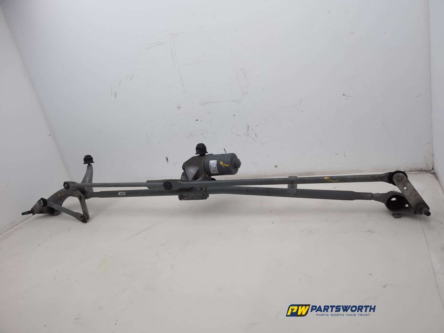 Front Wiper Motor & Mechanism / Linkage 2