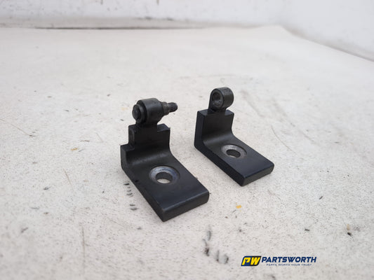 RH Front Door Hinge Pair  2