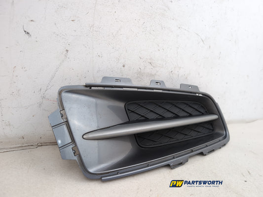 Grille Front RH 2