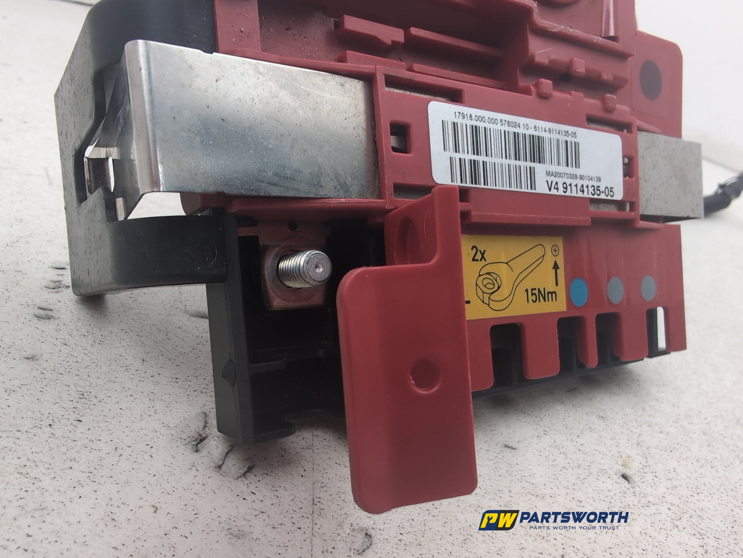 Positive Pole Battery Power Boot Distribution Fuse Box 5