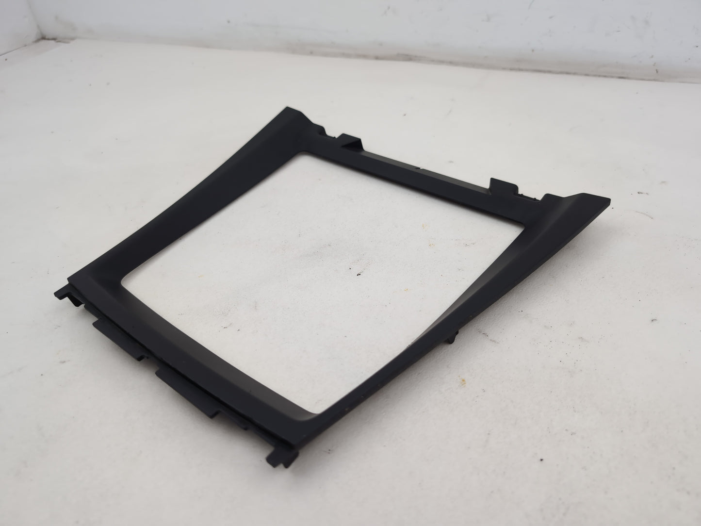 Centre Console Trim  2