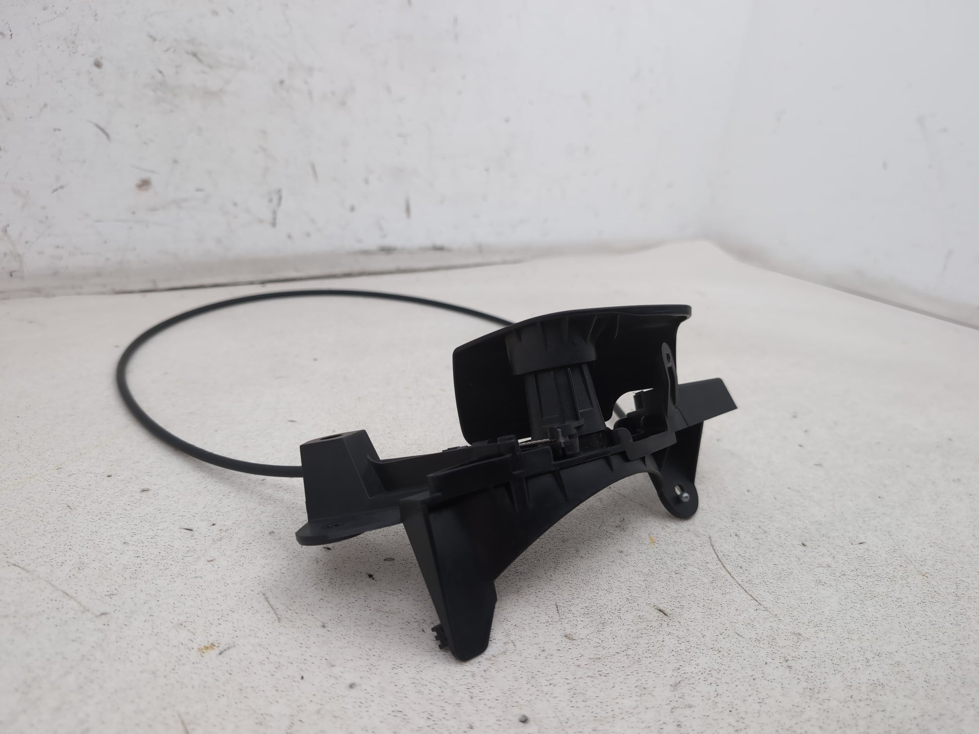 Bonnet Release Handle 2