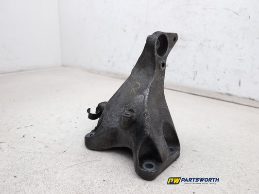 Engine Mounting Bracket 2