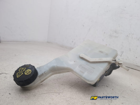 Brake Master Cylinder Assembly 2