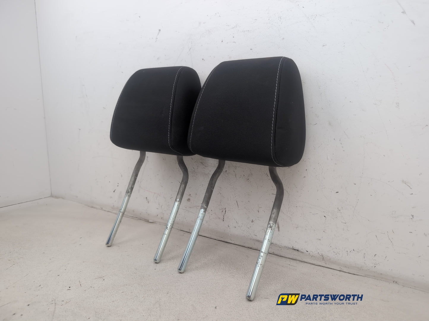 Headrest Front Pair 2