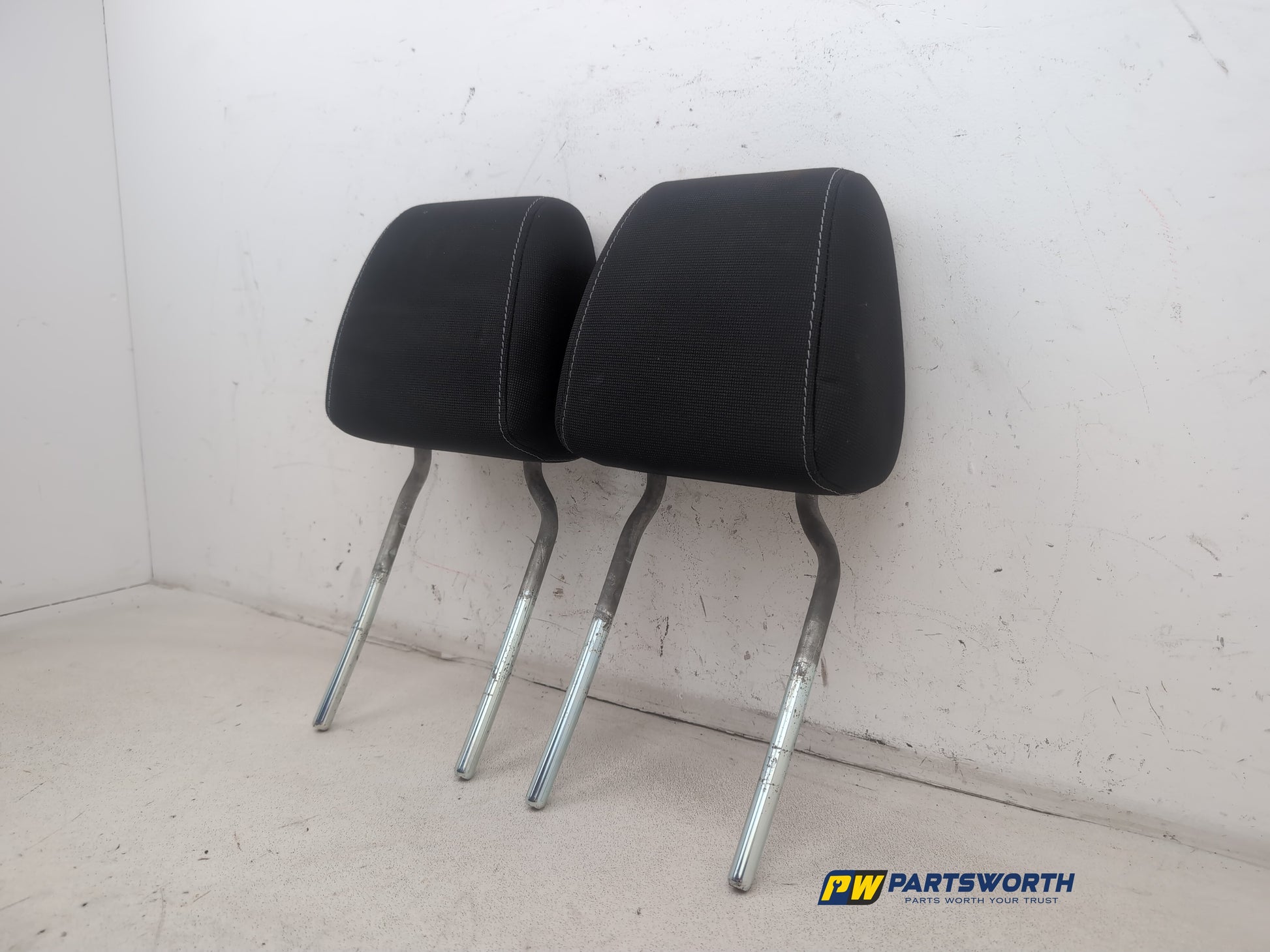 Headrest Front Pair 2
